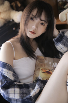 校服太透了R头凸出来了